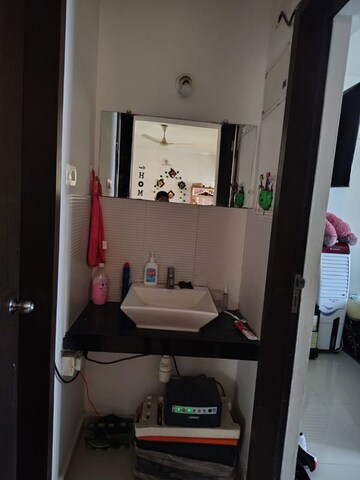 Team Area in 1.5 BHK Apartment at Pride World City Long Island, Charholi Budruk – for Rent