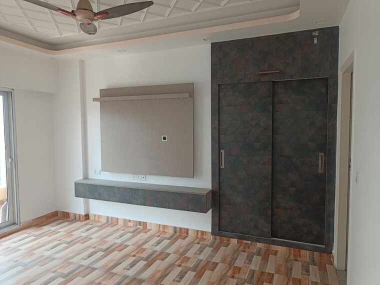 Room, elite-golf-green 2 Bedroom 1385 Sq.Ft. Apartment In Sector 79 Noida 9935661