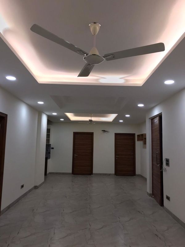 3 BHK + Servant Room Builder Floor For Rent in Sector 51