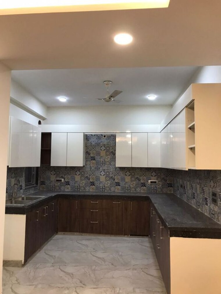 Kitchen, sector 51 3 Bedroom 1750 Sq.Ft. Builder Floor In Sector 51 Gurgaon 9935826