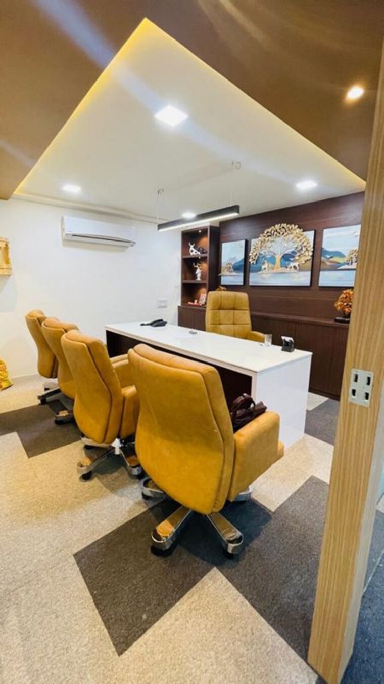 Team Area, ambawadi Commercial Office Space 1803 Sq.Ft. In Ambawadi Ahmedabad 9935798
