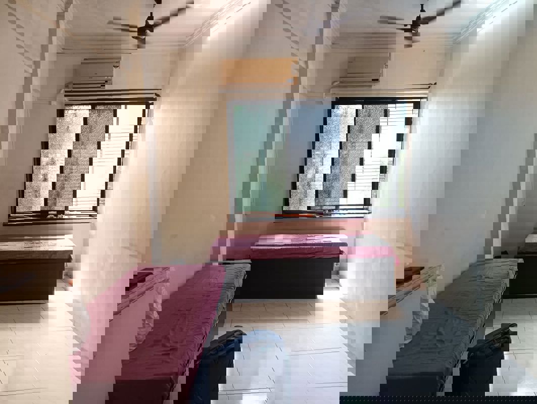 1 BHK 400 Sq.Ft. Apartment in Sai Baba Complex Goregaon