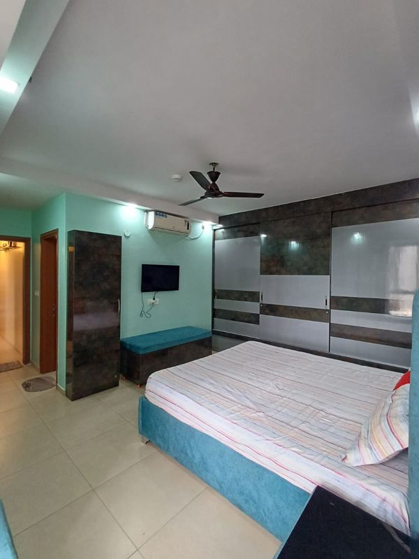 3 BHK + Pooja Room Apartment For Sale in Amigo Estella