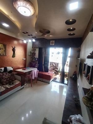 Living Room in 2 BHK Builder Floor at Sector 73 – for Sale