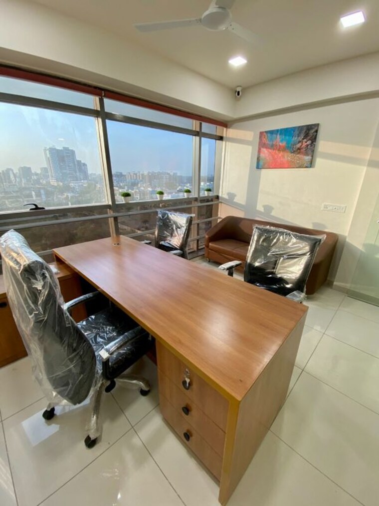 Team Area, science city Commercial Office Space 600 Sq.Ft. In Science City Ahmedabad 9936337