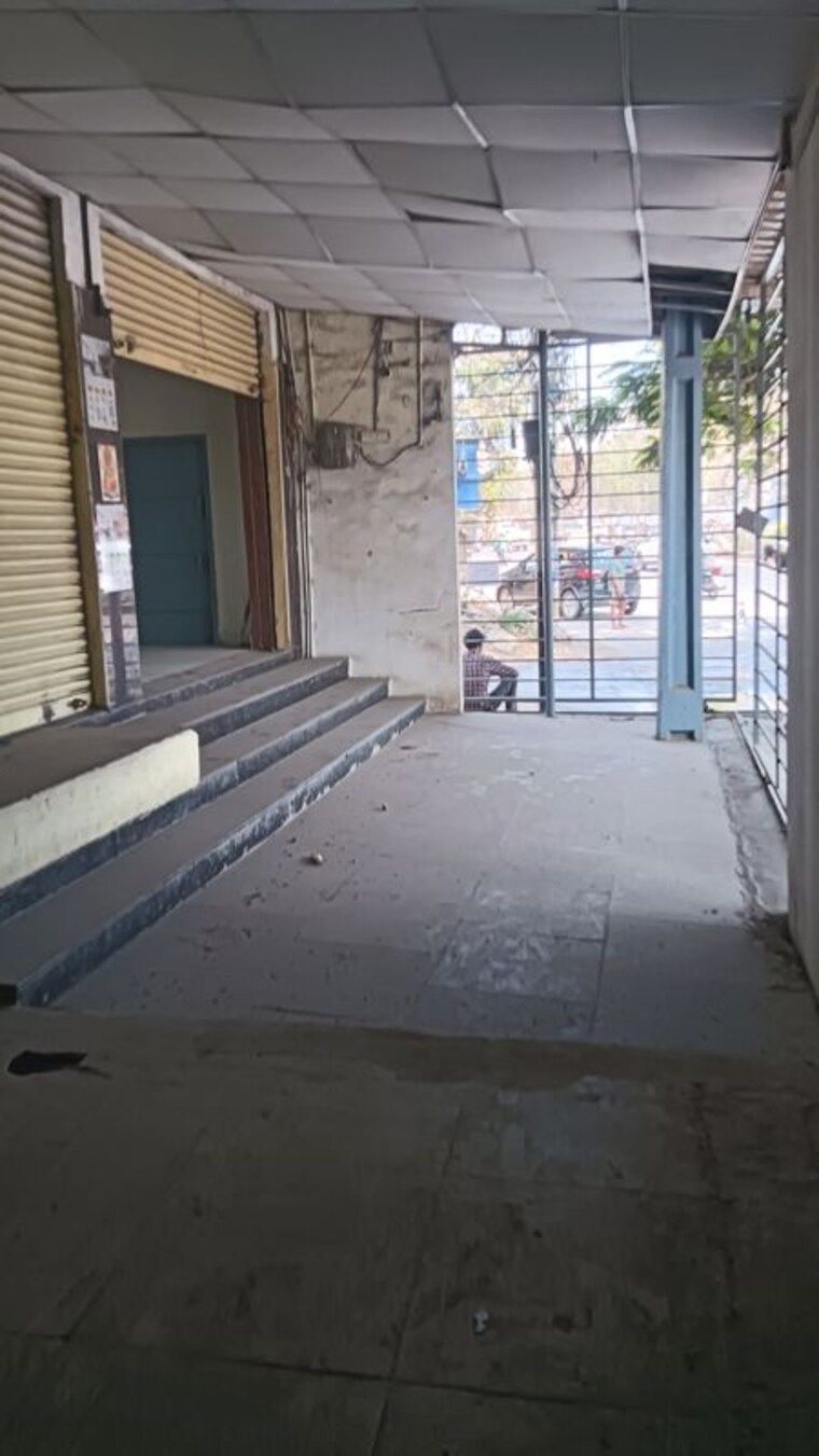 Room, kondapur Commercial Shop 1400 Sq.Ft. In Kondapur Hyderabad 9936362