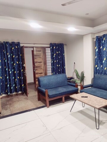 Living Room in 1 BHK Builder Floor at Sector 31 – for Rent