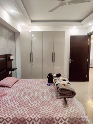 Bedroom in 1 BHK Builder Floor at Sector 31 – for Rent