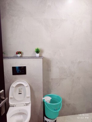 Attached Bathroom in 1 BHK Builder Floor at Sector 31 – for Rent