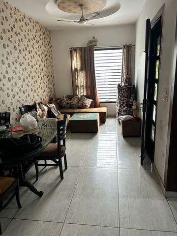 Team Area in 2 BHK Apartment at Paras Seasons, Sector 168 – for Sale