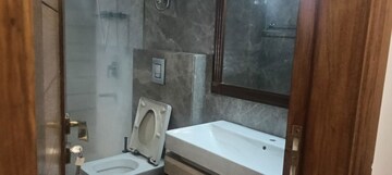 Bathroom in 3 BHK Builder Floor at Defence Colony – for Rent