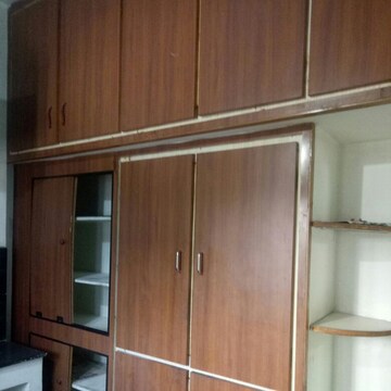 Furnished Amenities in 3 BHK Builder Floor at Tarnaka – for Sale