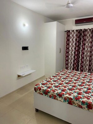 Bedroom in 3 BHK Apartment at Sector 19 – for Rent
