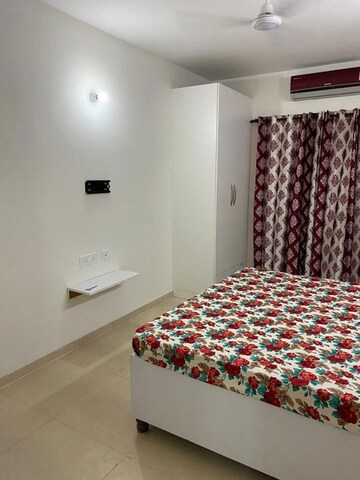 Bedroom in 3 BHK Apartment at Sector 19 – for Rent