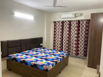 Bedroom in 3 BHK Apartment at Sector 19 – for Rent