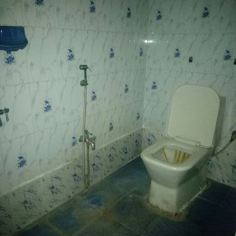 Bathroom, tarnaka 3 Bedroom 1470 Sq.Ft. Builder Floor In Tarnaka Hyderabad 9936450