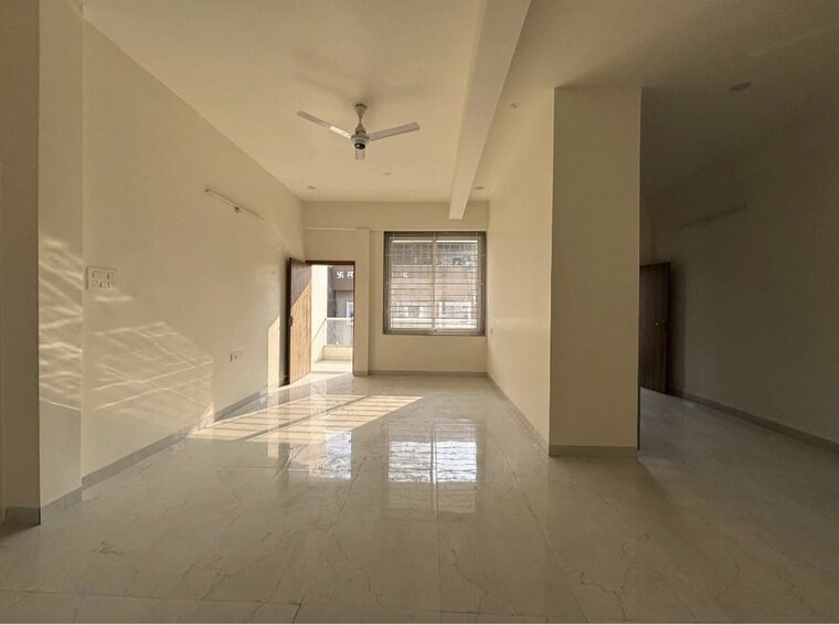 Room, vijay nagar 1 Bedroom 600 Sq.Ft. Builder Floor In Vijay Nagar Indore 9936518