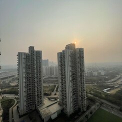 3 BHK + Pooja Room,Servant Room,Extra Room Apartment For Rent in Conscient Heritage Max II