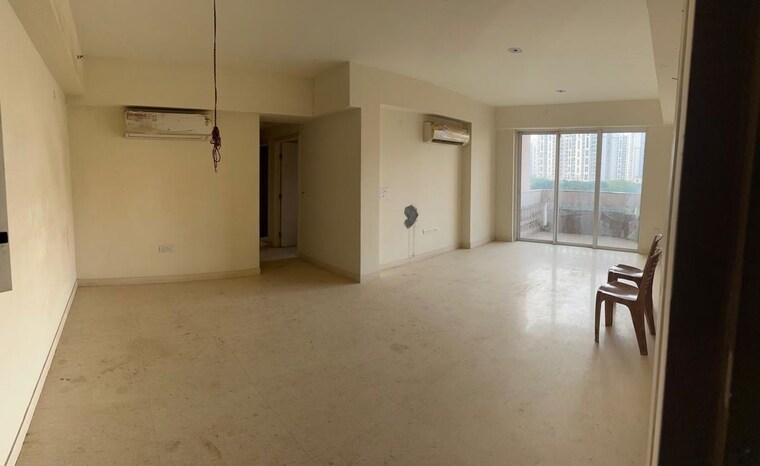 Room, emaar-palm-gardens 3.5 Bedroom 1900 Sq.Ft. Apartment In Sector 83 Gurgaon 9936555