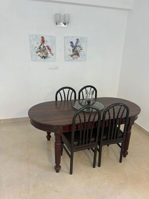 Master Bedroom in 4 BHK Builder Floor at Sector 31 – for Rent