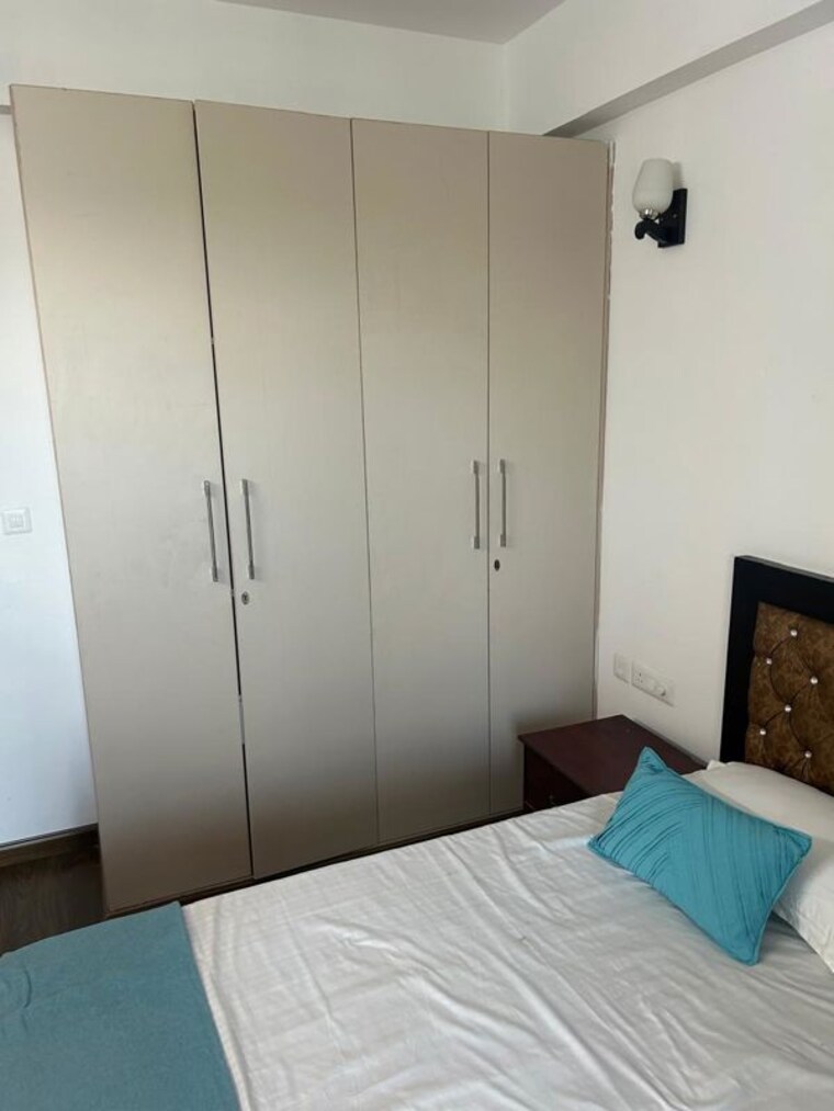 Bedroom, sector 31 4 Bedroom 2500 Sq.Ft. Builder Floor In Sector 31 Gurgaon 9936559