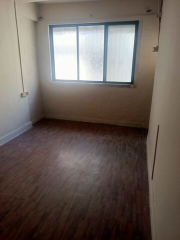 Room in 1 BHK Apartment at Kurla West – for Rent