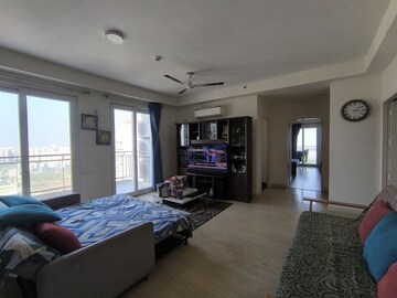 Parking in 3 BHK Apartment at Conscient Heritage Max II, Sector 102 – for Rent