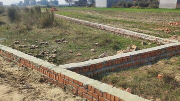  Plot For Sale in Motiram Adda