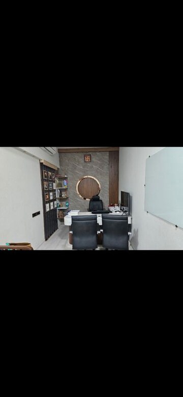 Furnished Amenities in  Office Space at Rustomjee Central Park, Andheri East – for Rent