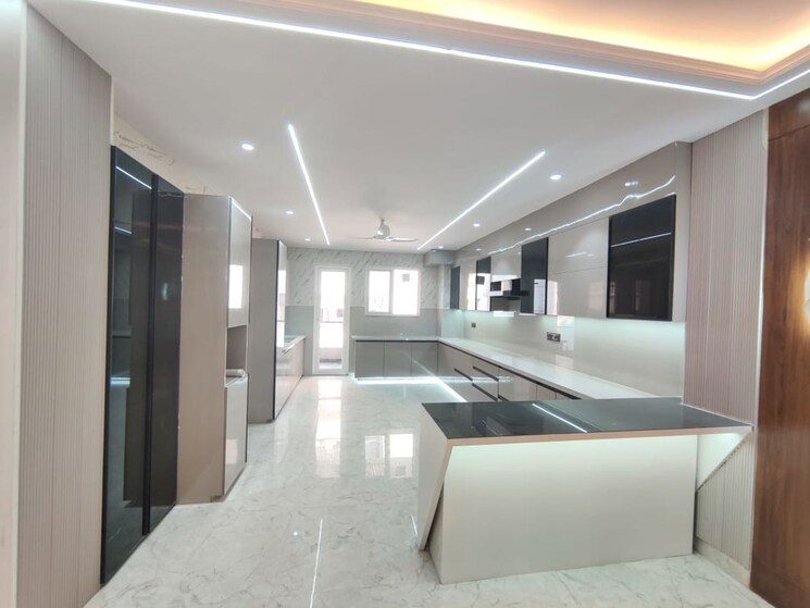 undefined, green fields colony 5 Bedroom 4365 Sq.Ft. Builder Floor In Green Fields Colony Faridabad 9936763