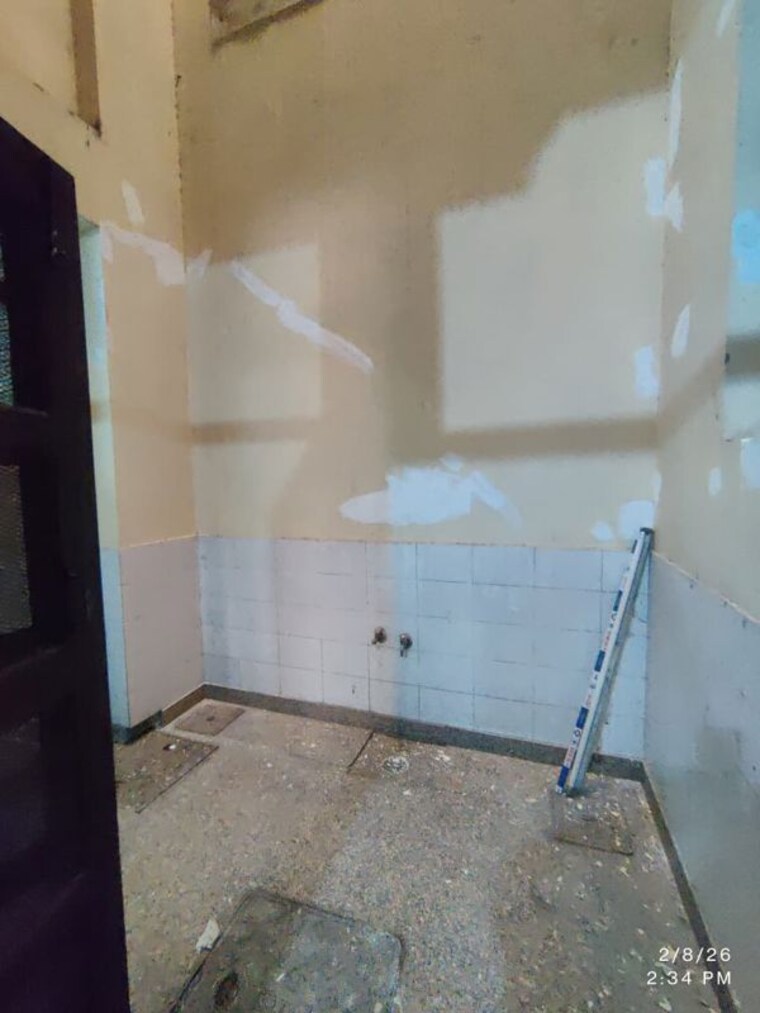 Bathroom, sector 15 2 Bedroom 15000 Sq.Ft. Builder Floor In Sector 15 Gurgaon 9936767