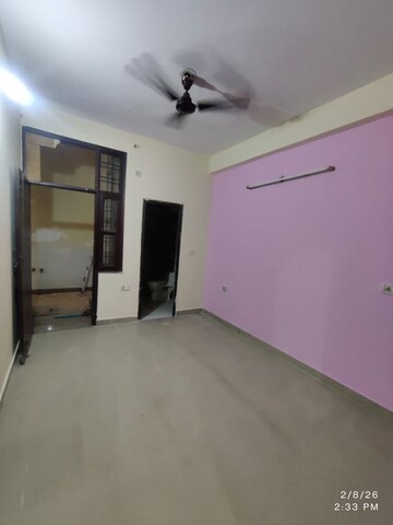 Room in 2 BHK Builder Floor at Sector 15 – for Rent
