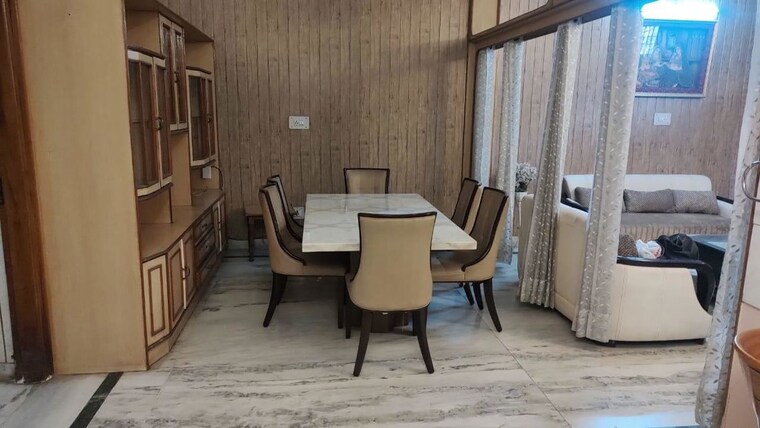 Team Area, sector 20 3 Bedroom 1900 Sq.Ft. Apartment In Sector 20 Panchkula 9936622