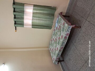 Room in 1 BHK Builder Floor at Rohini Sector 8 – for Rent