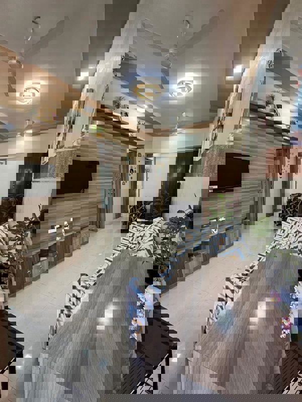 3 BHK 2600 Sq.Ft. Builder Floor in Royal Residency Mira Road