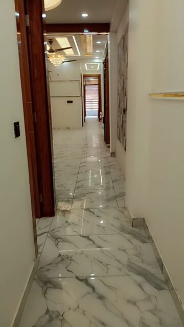 Building Lobby in 4 BHK Builder Floor at Shalimar Garden Extension I – for Sale