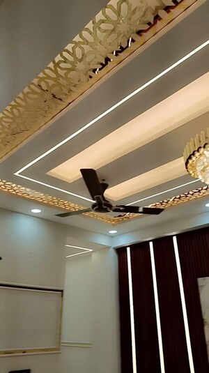 Furnished Amenities in 4 BHK Builder Floor at Shalimar Garden Extension I – for Sale