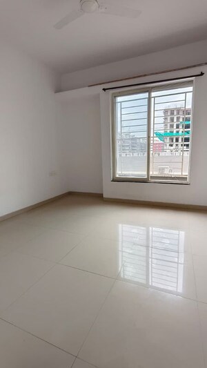 Room in 2 BHK Apartment at JKG Purvarang, Wagholi – for Rent