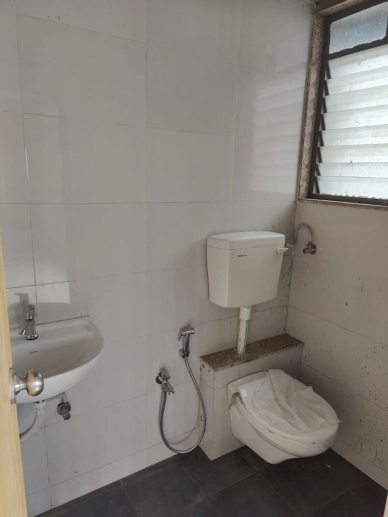 Bathroom, gota Commercial Office Space 1079 Sq.Ft. In Gota Ahmedabad 9936951