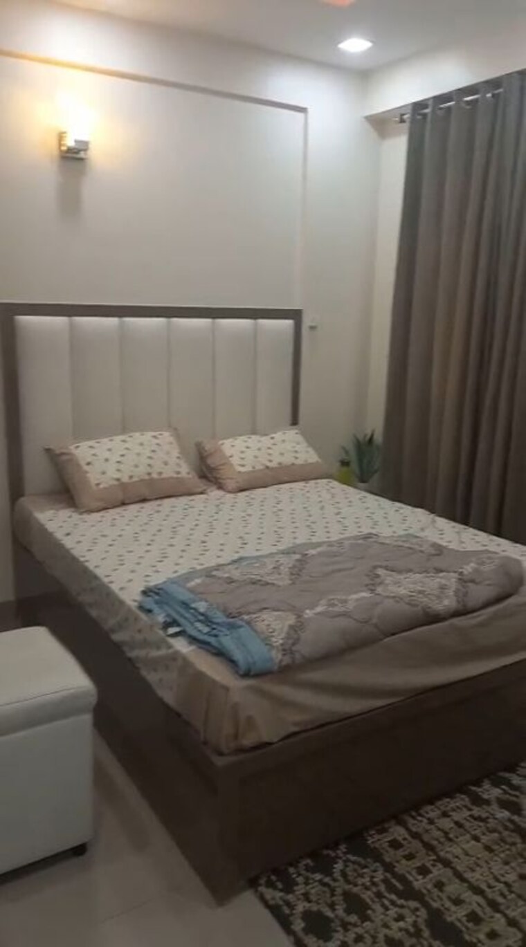 Bedroom, wave-executive-floors 3 Bedroom 1050 Sq.Ft. Builder Floor In Wave City Ghaziabad 9936963
