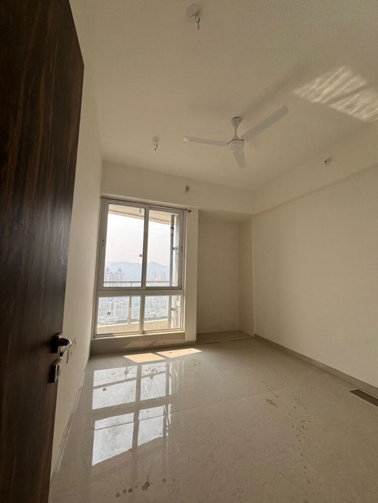 Room, rosa-manhattan 3 Bedroom 1072 Sq.Ft. Apartment In Ghodbunder Road Thane 9936984