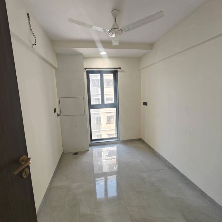 Room, paradigm-el-signora 1.5 Bedroom 666 Sq.Ft. Apartment In Jogeshwari West Mumbai 9936991