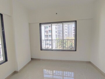Room in 2 BHK Apartment at Pallavi Chhaya CHS, Chembur – for Rent