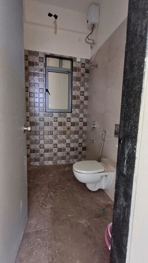 Bathroom in 2 BHK Apartment at Bhoomi Celestia, Malad West – for Rent