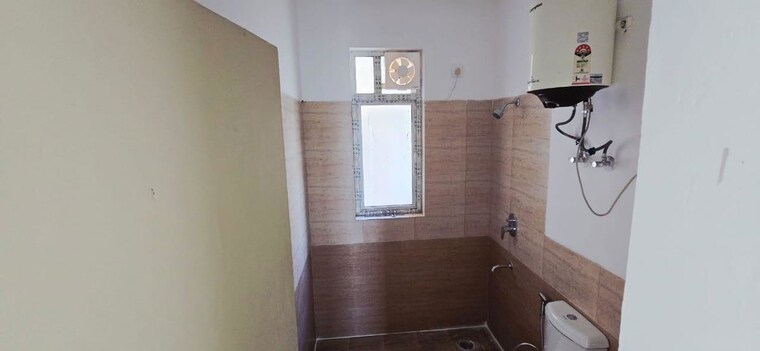 Bathroom, ats-allure 2 Bedroom 1150 Sq.Ft. Apartment In Sector 22d Yamuna Expressway Greater Noida 9937018