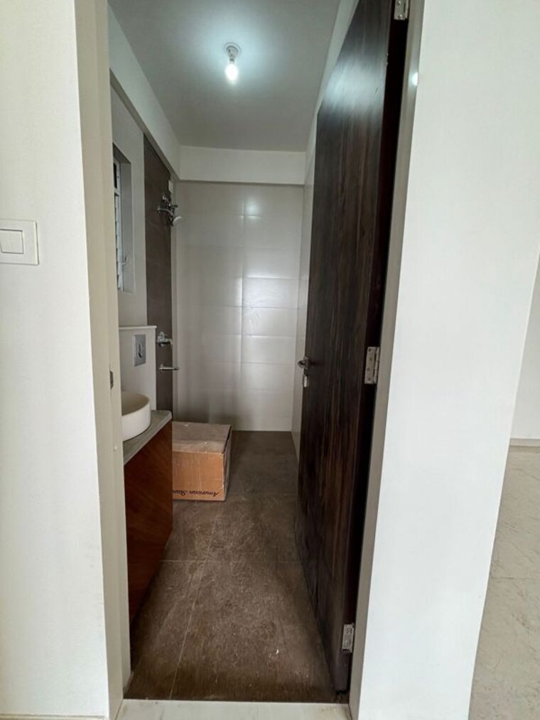 undefined, rosa-manhattan 3 Bedroom 1072 Sq.Ft. Apartment In Ghodbunder Road Thane 9937095