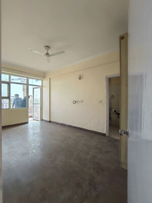 Room in 3 BHK Apartment at Maxworth Premier Urban, Sector 15 – for Sale