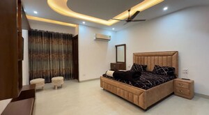 Bedroom in 6 BHK Independent House at Sas Nagar – for Sale