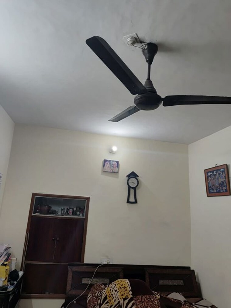 undefined, tyagi road 2 Bedroom 1200 Sq.Ft. Builder Floor In Tyagi Road Dehradun 9937200