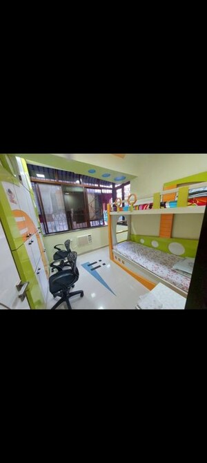 Master Bedroom in 3 BHK Apartment at Thane West – for Rent